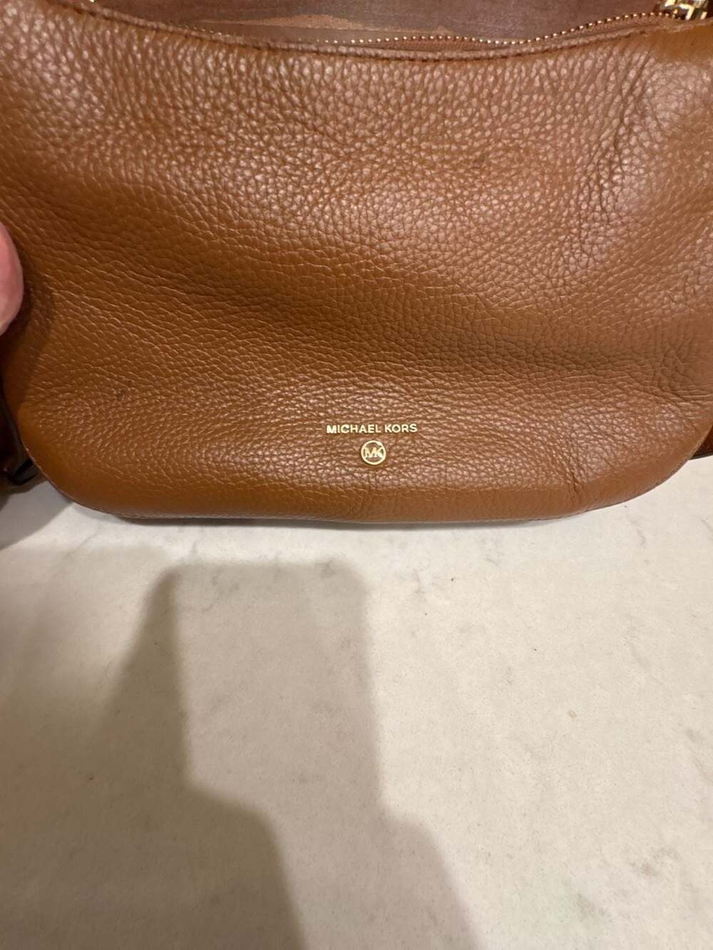 Michael Kors Nayla Medium Pebbled Leather Cross Body Bag